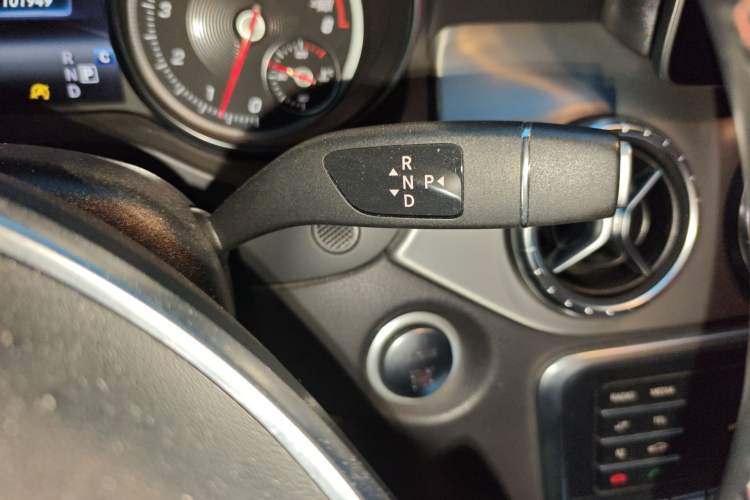 Used Mercedes-Benz CLA 2019 CLA 220 4MATIC
