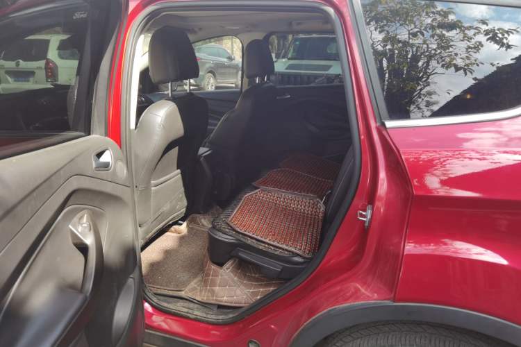 Used Ford Kuga 2013 2.0L GTDi Four-Wheel-Drive Sport Model