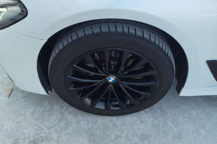 Used BMW 5 Series 2021 525Li Luxury Package