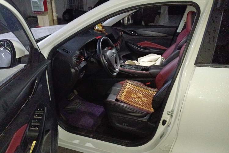 Used CHANGAN OSHAN X5 2021 1.5T DCT Flagship Edition Driver Seat