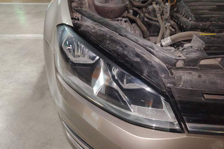 Used Volkswagen Golf 2015 1.4TSI Automatic Luxury Model
