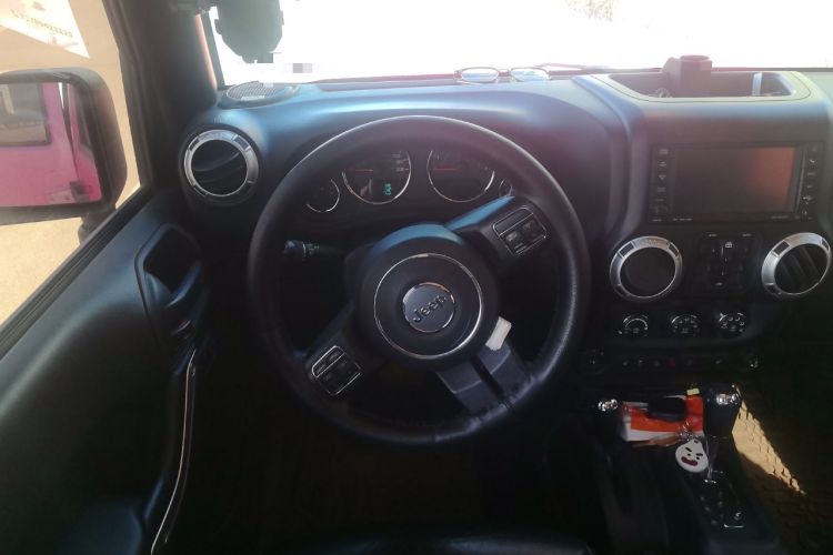 Used Jeep Wrangler 