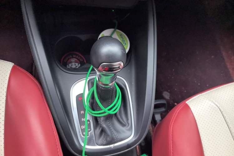 Used Audi A1 2016 30 TFSI Sportback Design Fashion Edition Gear Lever