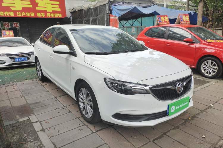 Used Buick GT 2021 1.3T Automatic Mild Hybrid Elite Version Front Right 45 Deg