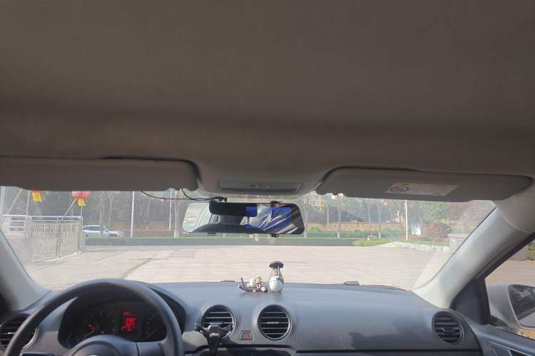 Used Volkswagen Jetta 2015 Zhuihui Edition 1.4L Manual Fashion Model Headliner