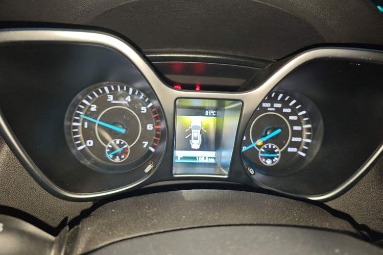 Used JMC Yusheng S330 2016 1.5L GTDi Automatic Two-Wheel Drive Flagship Edition Instrument Cluster