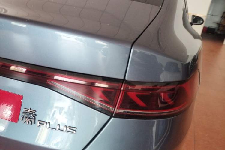 Used BYD Qin PLUS 2024 HONOR Edition DM-i 55KM Leading Model