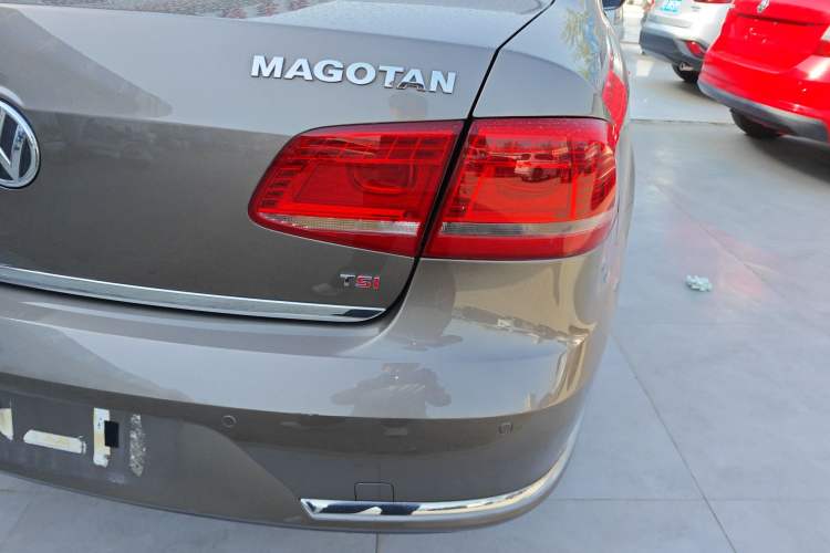 Used Volkswagen Magotan 2013 1.8TSI Prestige Model
