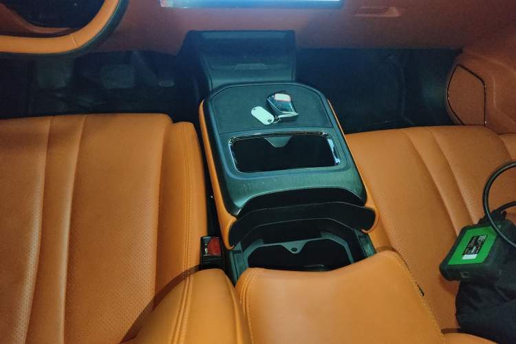 Used Dongfeng Aeolus L7 New Energy 2024 205 Max Custom Edition
