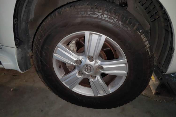 Used Toyota Land Cruiser 2015 4.0L 5-Seater Middle East Version
