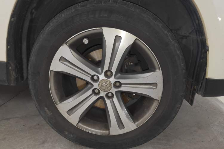 Used Toyota Highlander 2012 2.7L Two-Wheel Drive 7-Seater Ultimate Edition