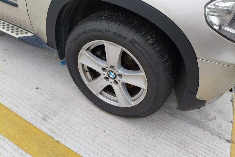 Used BMW X5 2011 xDrive35i Leading Model