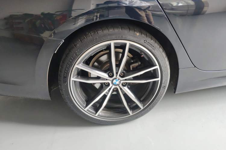 Used BMW 3 Series 2021 Second Facelift 325Li M Sport Package