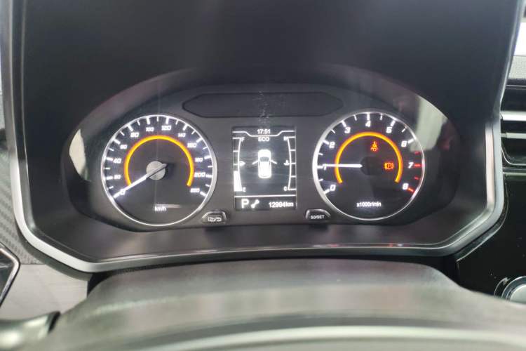 Used Chery Tiggo 3X 2021 PLUS 1.5L CVT Thrilling Red Date Edition