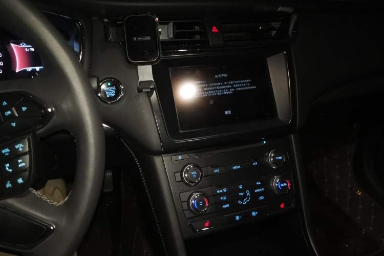 Used Ford Taurus 2016 EcoBoost 180 Luxury Model