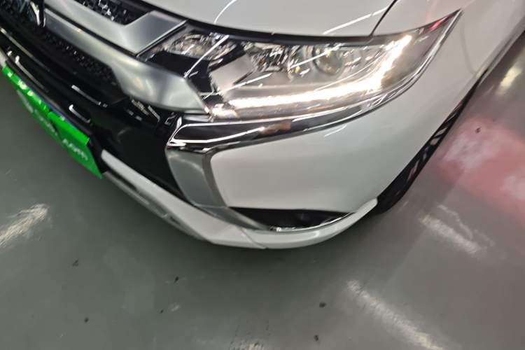 Used Mitsubishi Outlander 2020 2.0L Two-Wheel Drive Enjoyment Version 5 Seats
