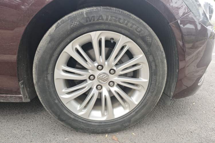 Used Buick LaCrosse 2018 20T Leading Model
