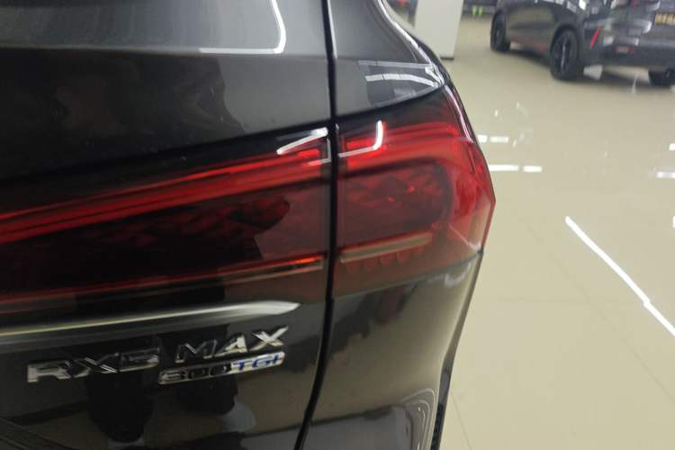 Used Roewe RX5 MAX 2022 1.5T Automatic Zhiwei Prestige Edition
