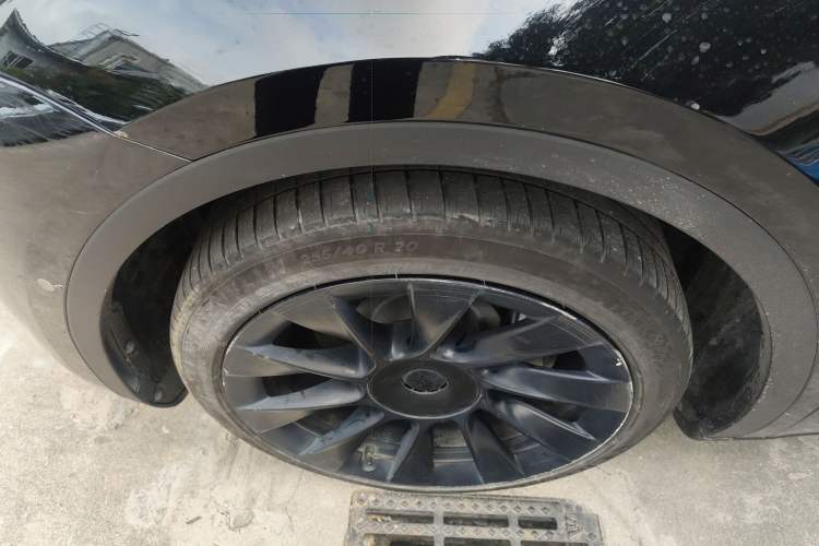 Used Tesla Model Y 2022 Rear-Wheel-Drive Version
