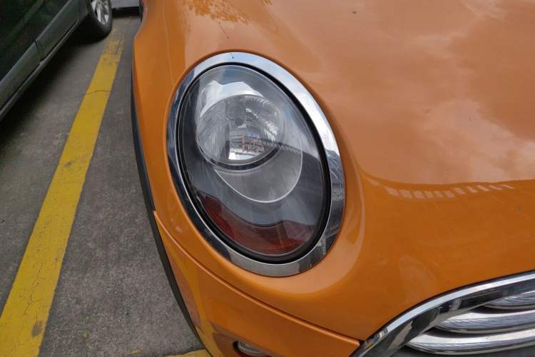 Used MINI 2015 1.2T ONE Five-Door Edition Right Front Headlight