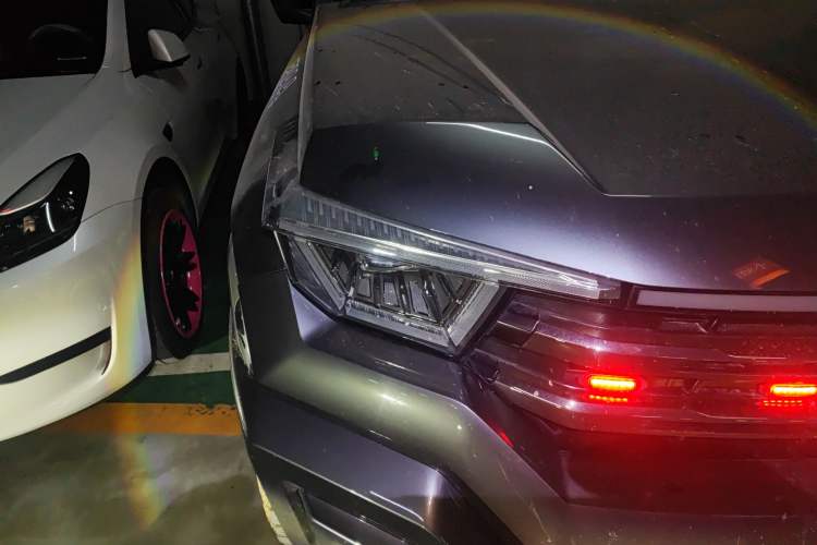 Used Tank 400 New Energy 2024 Hi4-T Off-Road Edition Right Front Headlight