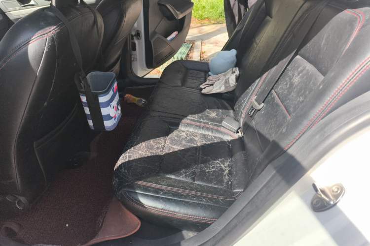 Used Volkswagen Lavida 2015 1.6L Automatic Fashion Edition