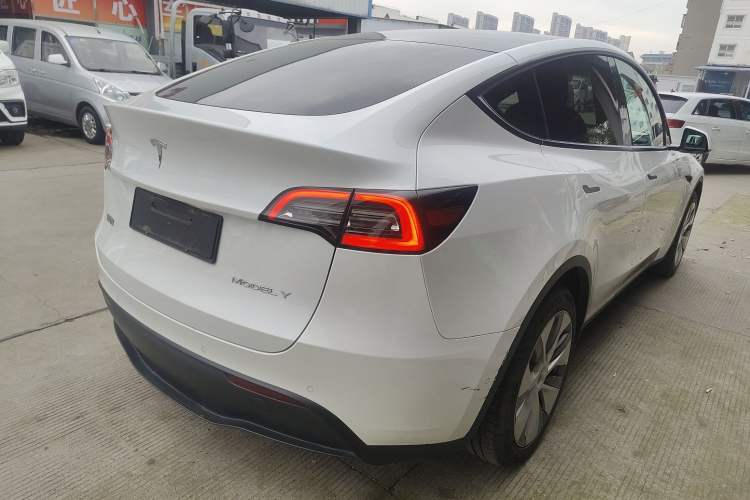 Used Tesla Model Y 2021 Standard Range Rear-Wheel Drive Version