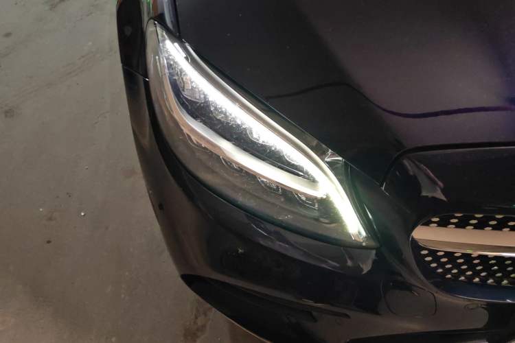 Used Mercedes-Benz C-Class 2020 Updated C 200 L Fashion Edition Right Front Headlight