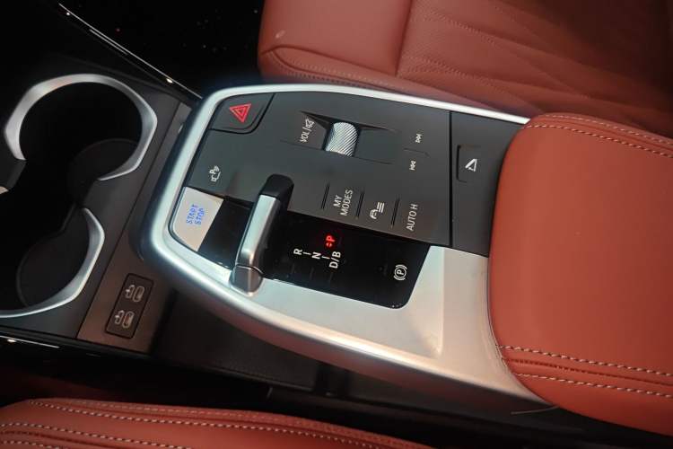 Used BMW iX1 2026 Model, eDrive25L X Design Package Gear Lever