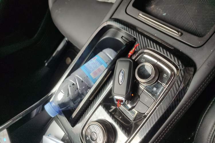 Used Ford Equator Sport 2022 EcoBoost 170 Platinum Edition Interior 1