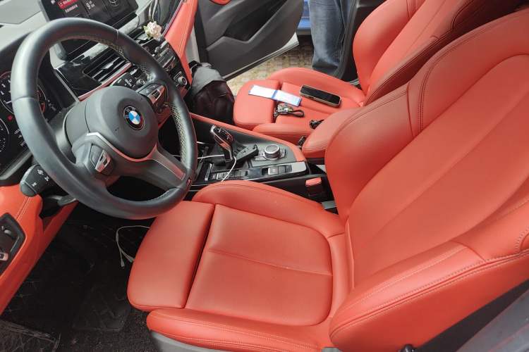 Used BMW X2 2023 sDrive25i M Sport Package Left Front Seat