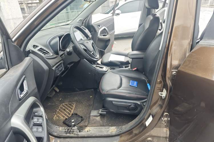 Used Chery Tiggo 5 2014 2.0L CVT Joyful Edition Left Front Seat