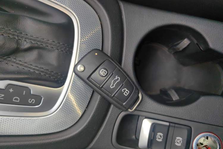 Used Audi Q3 2016 35 TFSI quattro all-wheel-drive style model
