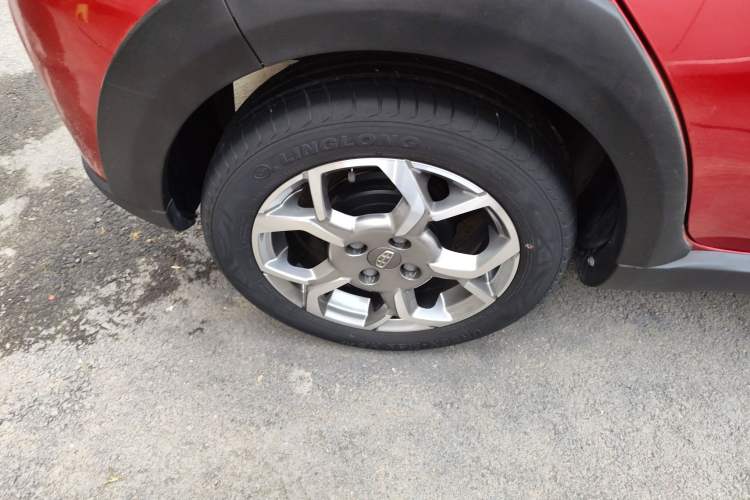 Used Geely Auto Vision X1 2017 1.3L Automatic Player Edition