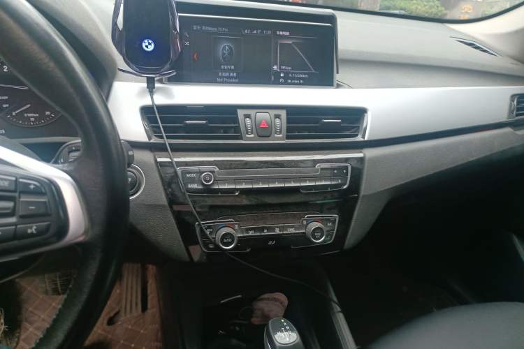 Used BMW X1 2018 sDrive20Li Leading Model