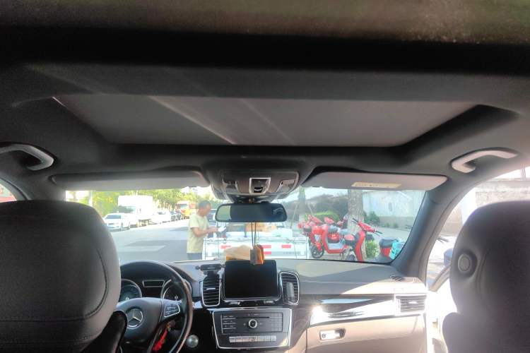 Used Mercedes-Benz GLE 2015 GLE 400 4MATIC Headliner