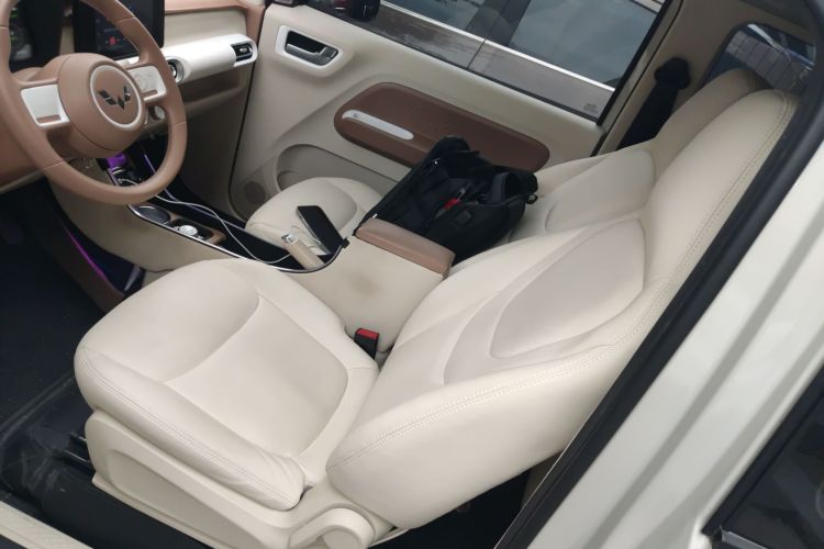 Used Wuling Hongguang MINIEV 2024 3rd Generation 215km Advanced Version Left Front Seat