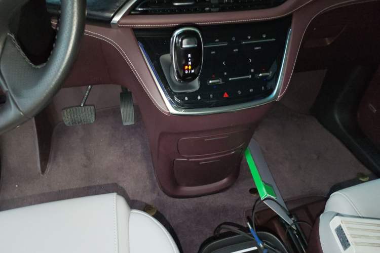 Used Buick GL8 2022 Avenir Aivia Six-Seat Deluxe Edition
