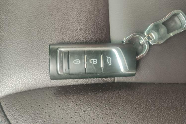 Used GAC Trumpchi GS4 2018 235T Automatic Two-Wheel Drive Luxury Smart Connectivity Millionth Anniversary Edition