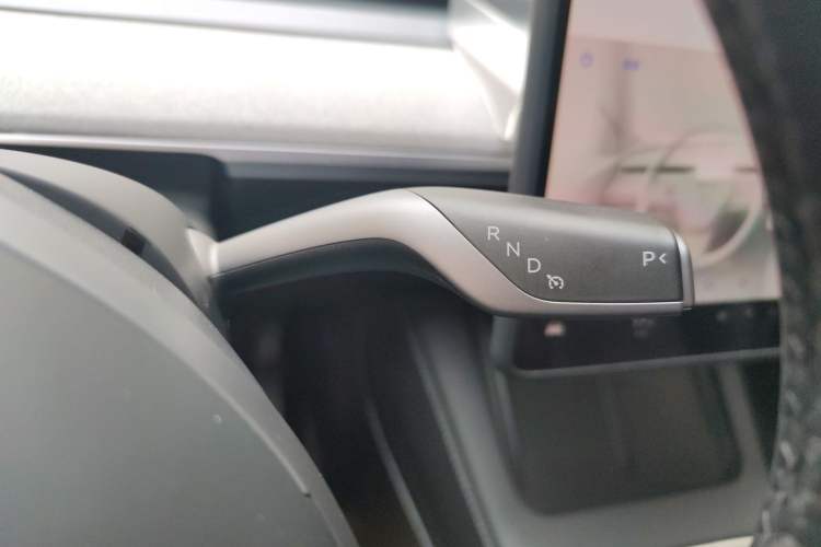 Used Tesla Model Y 2024 Rear-Wheel-Drive Version
