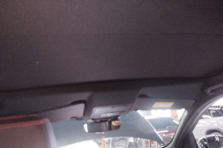 Used Land Rover Discovery Sport 2021 249 PS R-Dynamic S Performance Edition Headliner