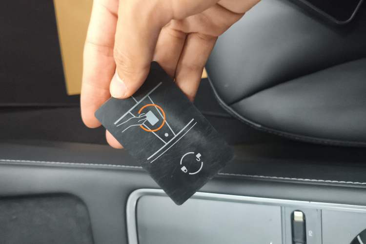 Used Tesla Model Y 2021 Long-Range All-Wheel-Drive Version 3D7