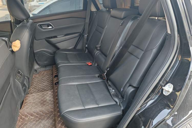 Used Nissan X-Trail 2021 VC-Turbo 300 CVT 2WD Luxury Edition 7-Seater Left Rear Seat