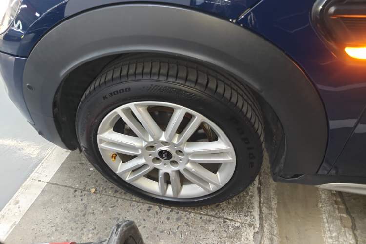 Used MINI Countryman 2018 1.5T COOPER Artist