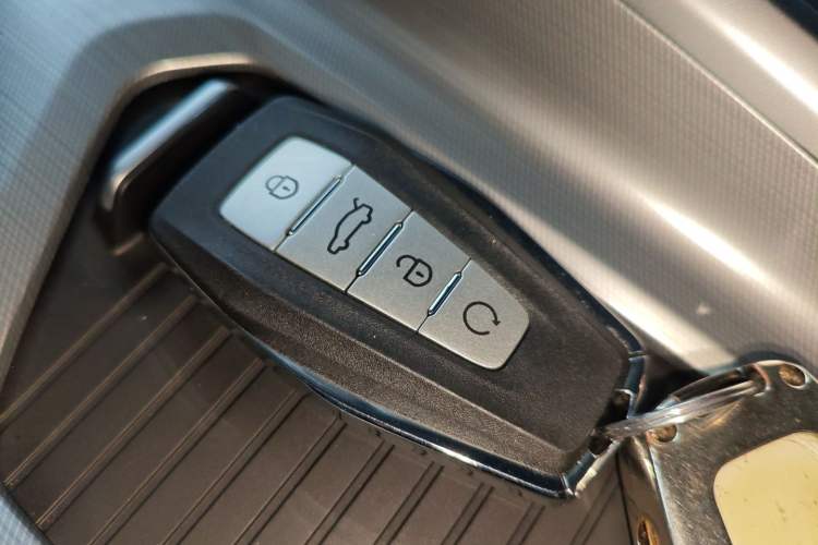 Used Geely Auto Preface 2023 2.0TD Prestige Version