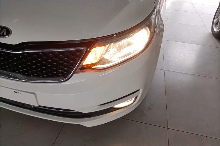 Used Kia K2 2015 Sedan 1.4L Automatic GLS