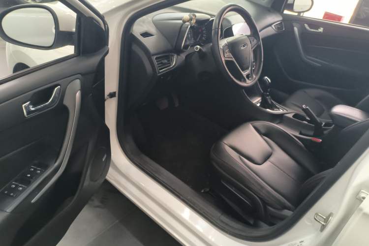 Used Chery Arrizo 5 2017 1.5L CVT Trendsetting Edition
