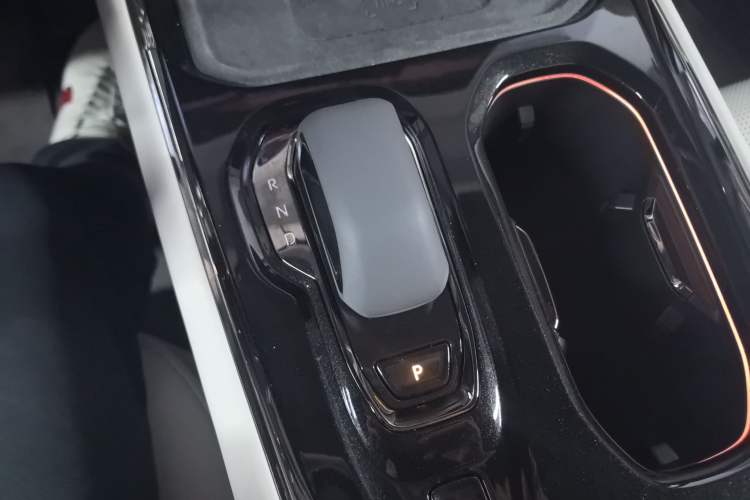 Used Zeekr 009 2024 7-Seater Walk-Through Version Four-Wheel Drive 108 kWh
