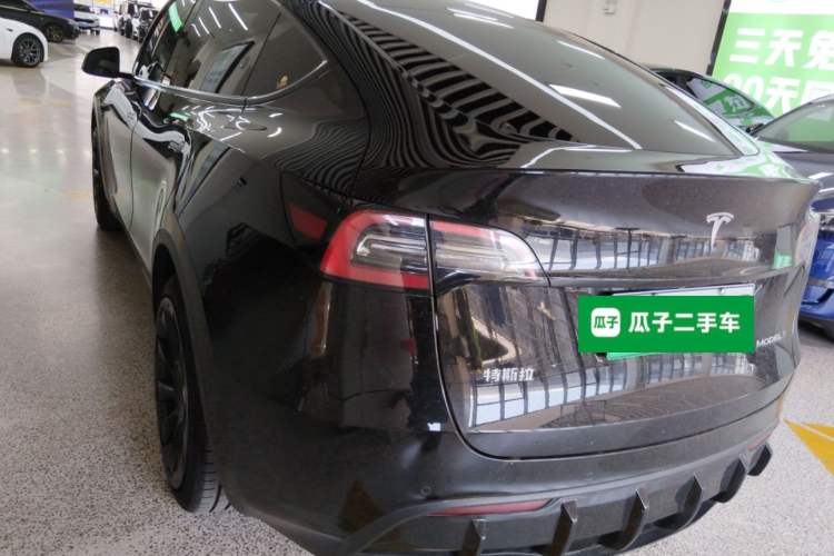 Used Tesla Model Y 2021 Standard Range Rear-Wheel Drive Version Exterior 2