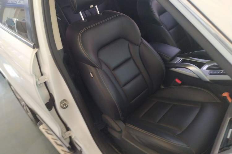 Used Geely Auto Emgrand X7 Sport 2016 1.8TD Automatic Smart Model
